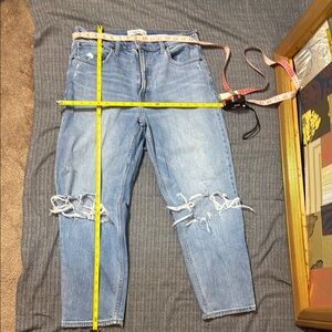 Stylish Light Blue Distressed Women's Jeans